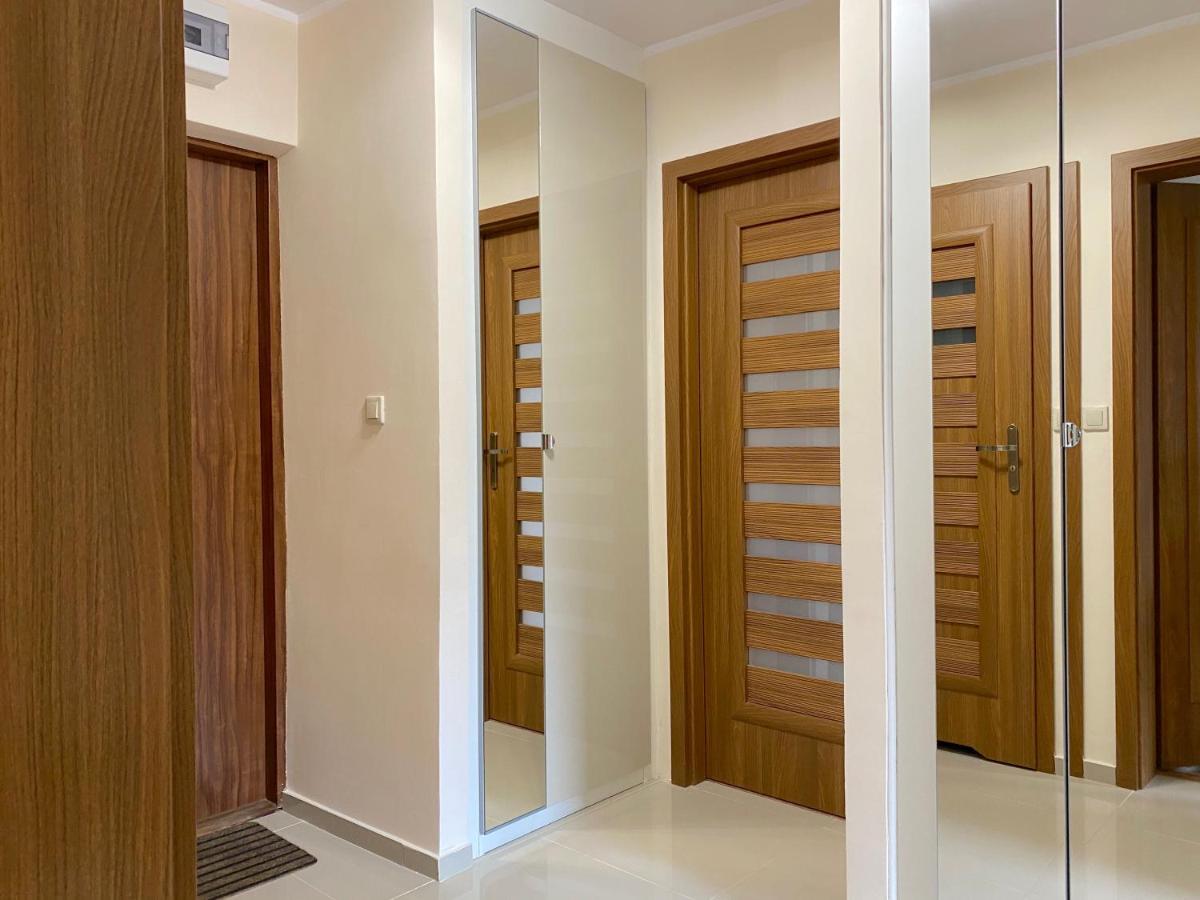 Swish Apartment -10 Min To Old Town Gdansk,Pkp & Shopping Mall Exteriör bild
