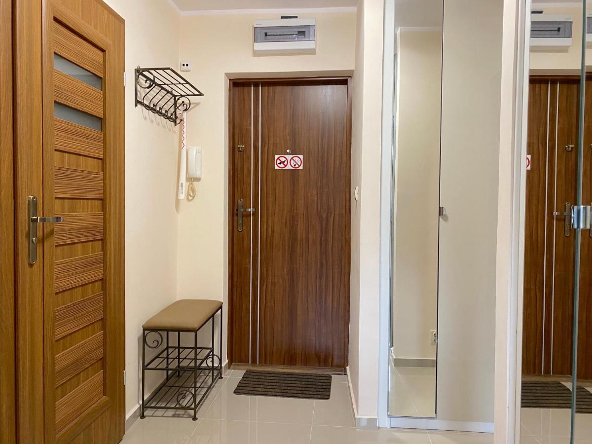 Swish Apartment -10 Min To Old Town Gdansk,Pkp & Shopping Mall Exteriör bild